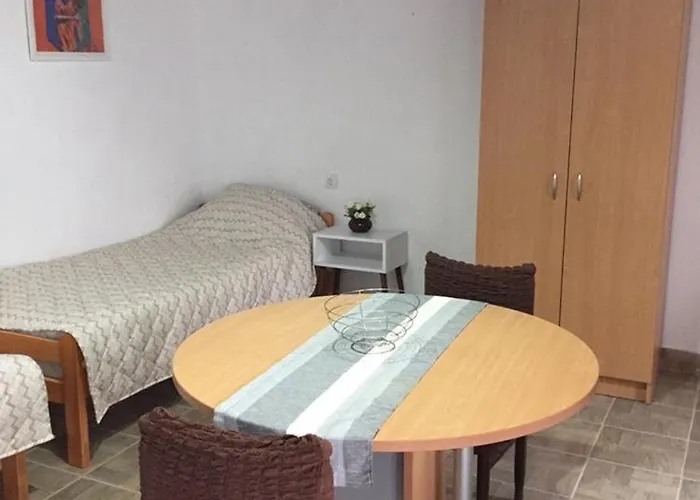 Nikola Dojkinci * Pirot